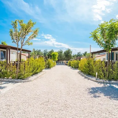 Апартаменты Drage 17819c Пакоштане